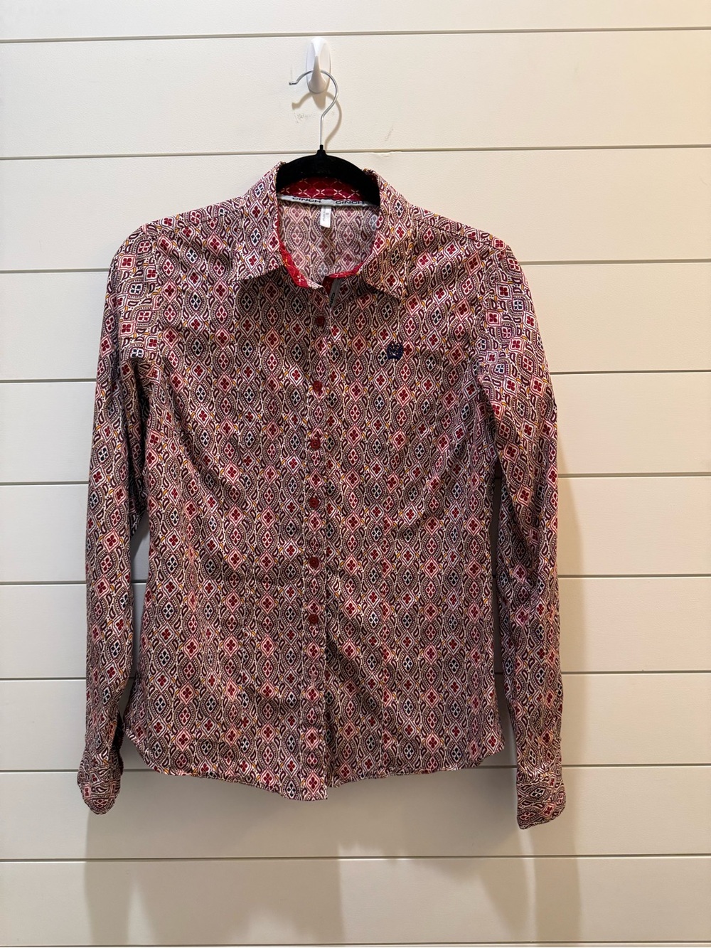 Women’s Red Patterned Long-Sleeve Shirt